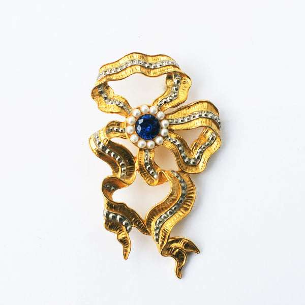 MMA Ribbon Brooch