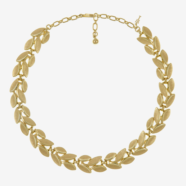 Trifari necklace in leaf design in gold plate from the 1950s